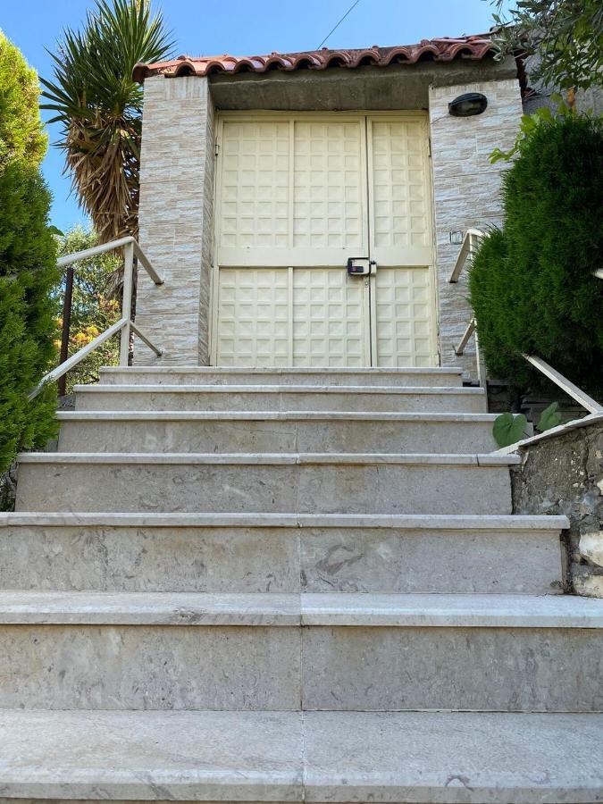 בראט Marl'S Home מראה חיצוני תמונה