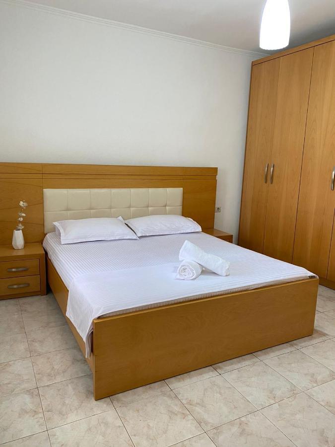 בראט Marl'S Home מראה חיצוני תמונה